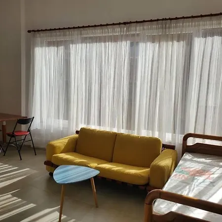 Apartment Sunny Studio In New Complex Tirana